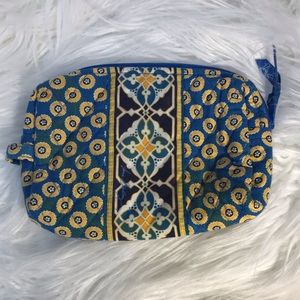 Vera Bradley "Riviera Blue" makeup bag.